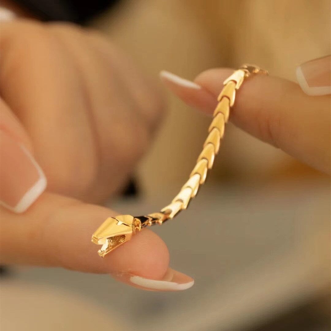 Adjustable 18K Gold-Plated Snake Ring Ring Claire & Clara 